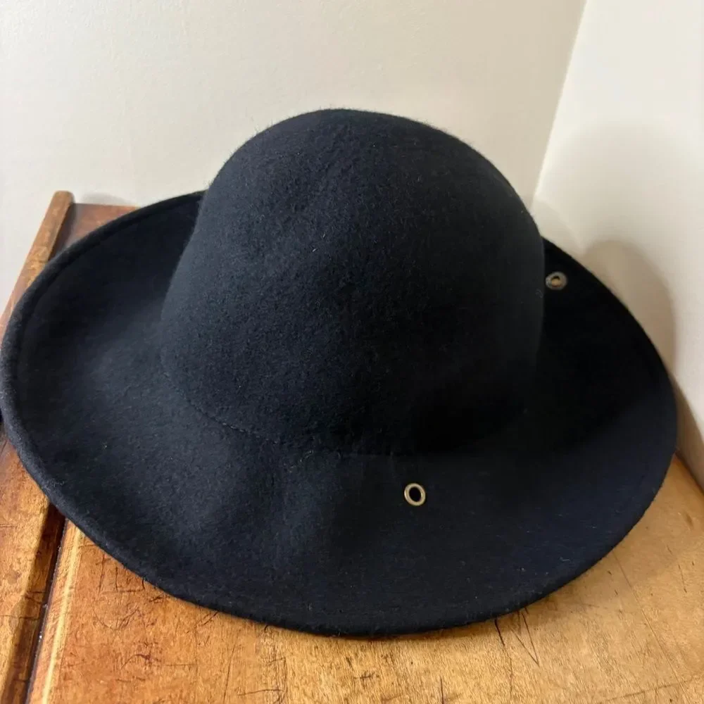 Peter Grimm Black Hat O/S Good Preworn Condition